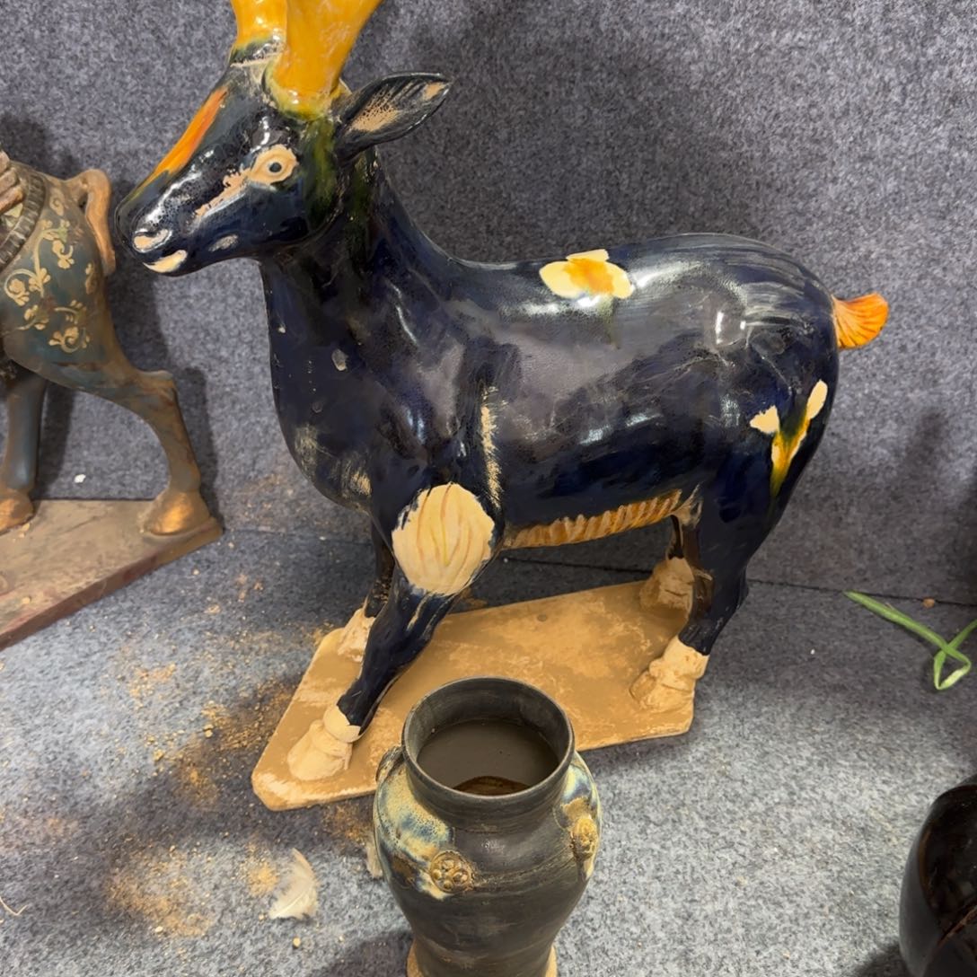 大***震陶瓷摆件摆件摆件