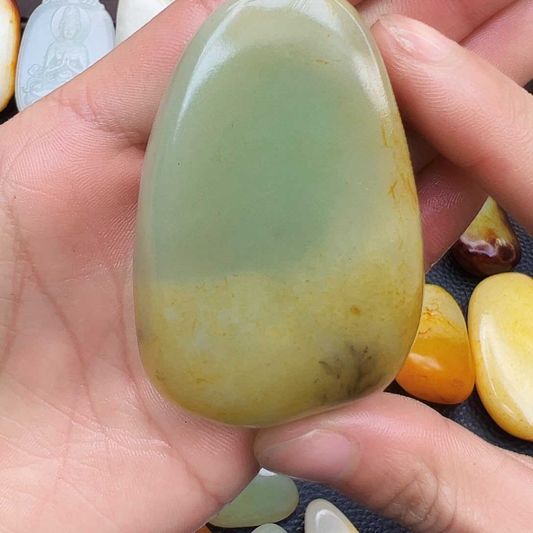 和田玉挂件未镶嵌