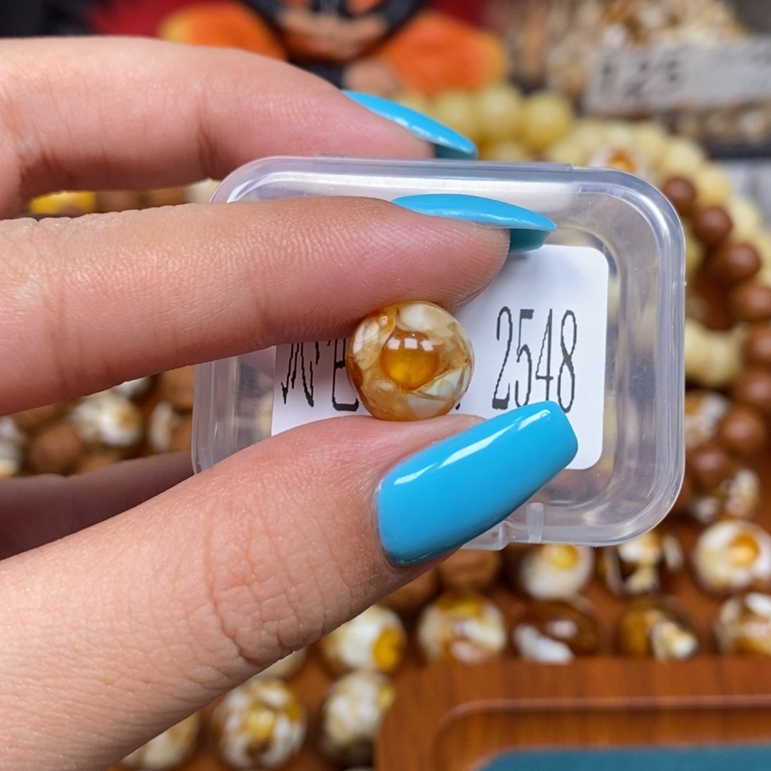 蜜蜡未镶嵌珠宝奇石2548