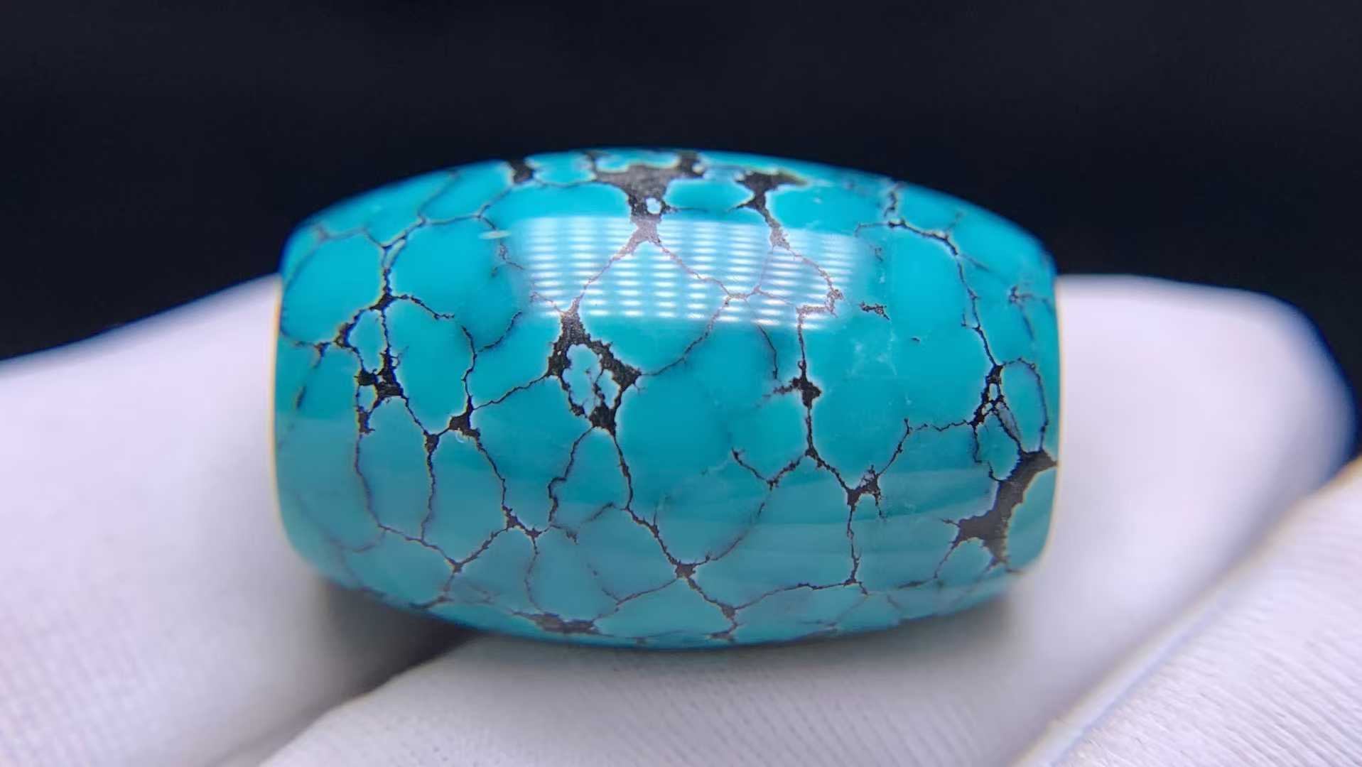 纯天然高瓷蓝网花绿松石光面桶珠，无水无油，瓷色俱佳，纹路漂亮