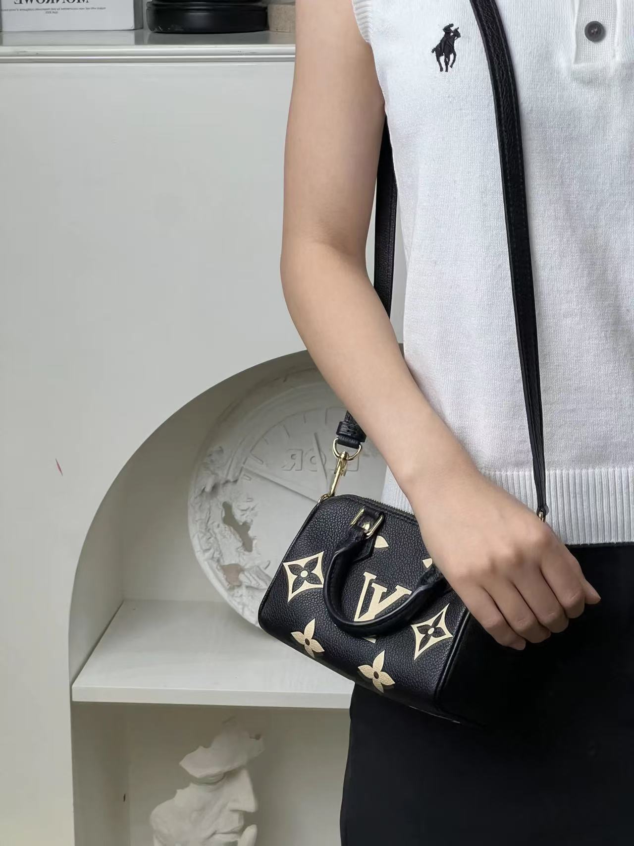 99新 LouisVuitton/路易威登 speedy nano黑白单肩包/优品