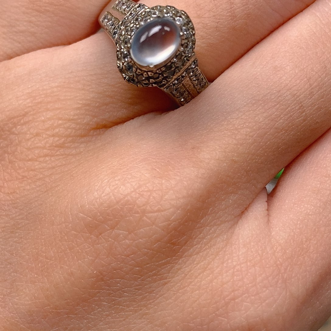 翡翠戒指未镶嵌玻璃种