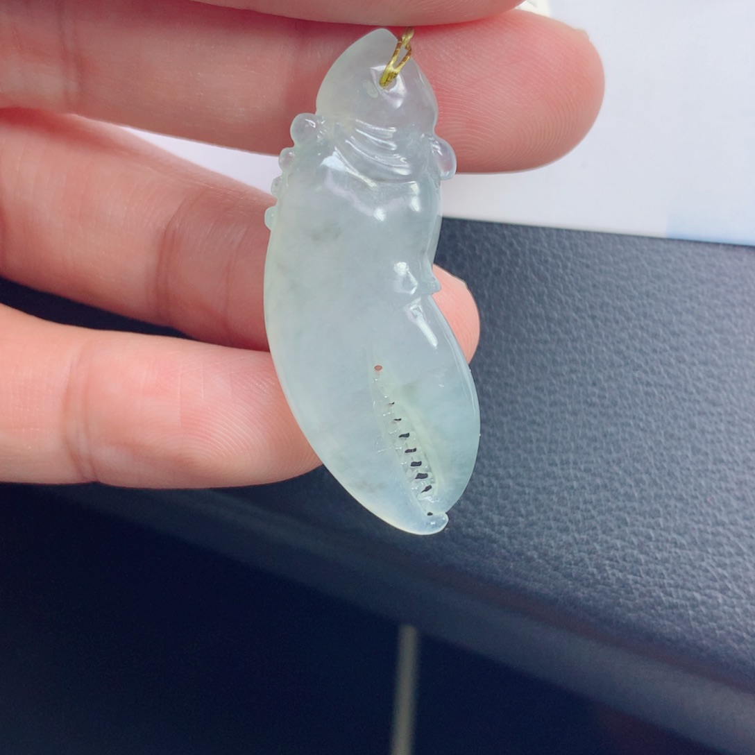 翡翠颈饰未镶嵌蟹钳