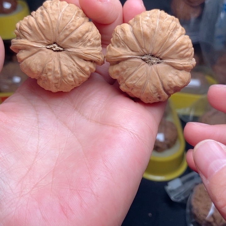 文玩核桃吊坠南瓜42尺