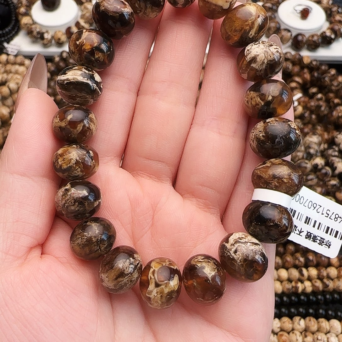 琥珀未镶嵌手链抚顺琥珀