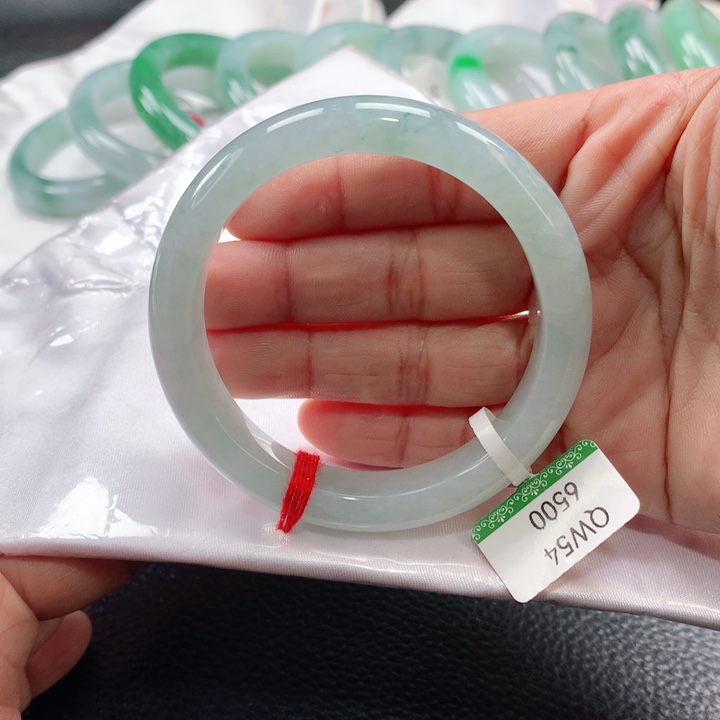 翡翠手镯未镶嵌5454545353