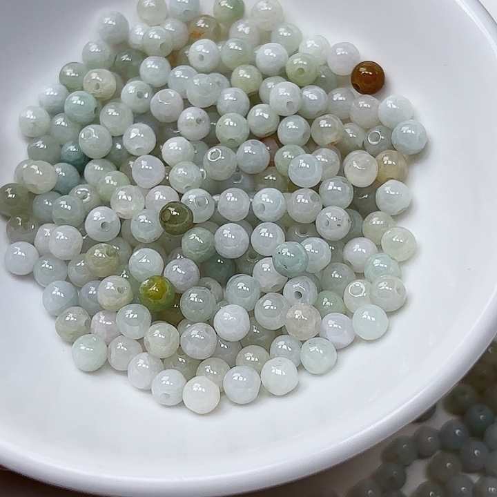 翡翠手链未镶嵌散珠200颗卡4.5
