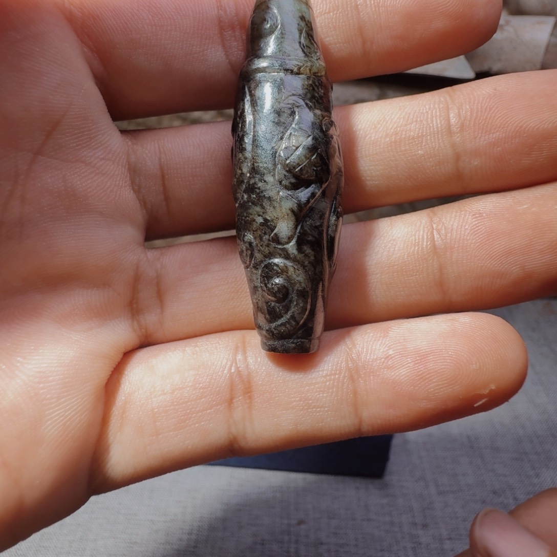 醉***时和田玉（糖玉）未镶嵌挂件