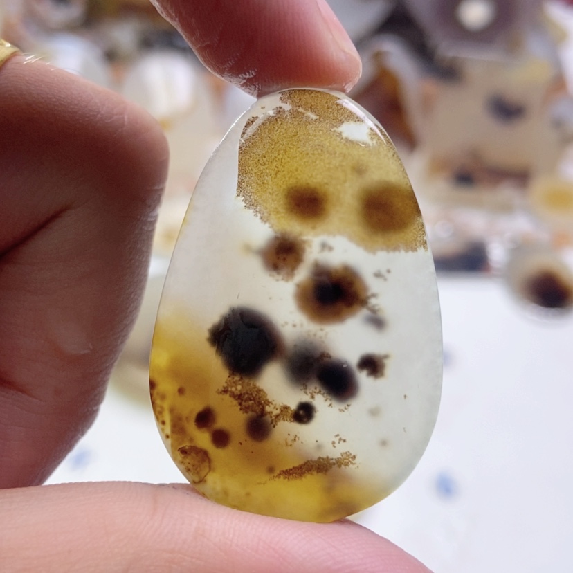 【闪购商品】玛瑙/玉髓颈饰未镶嵌