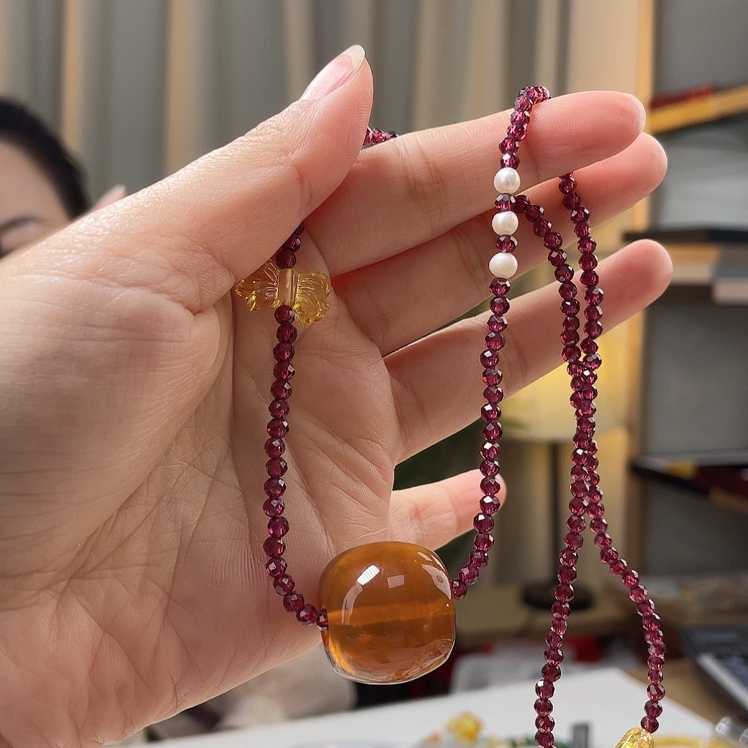 琥珀裸石未镶嵌琥珀吊坠