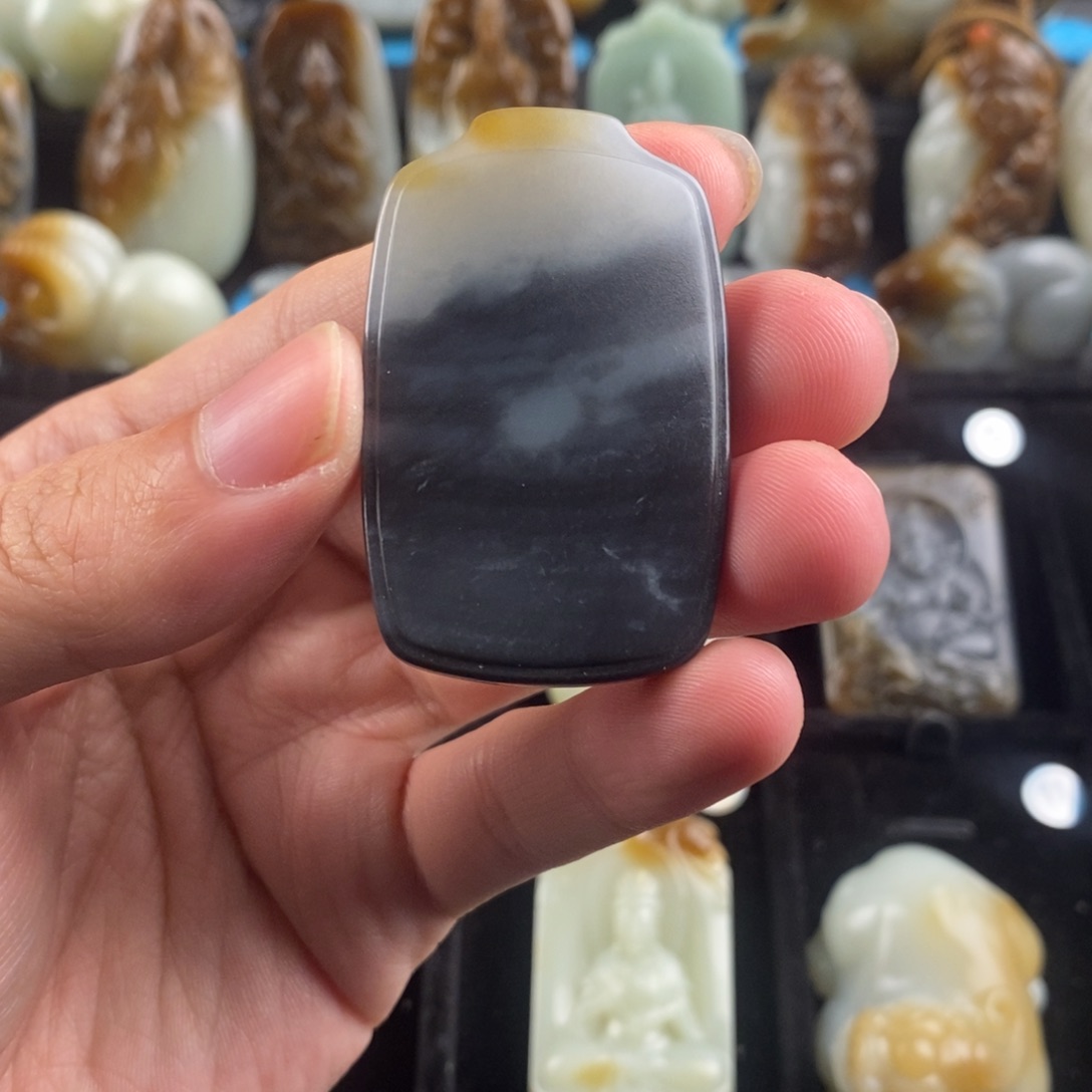 和田玉挂件未镶嵌