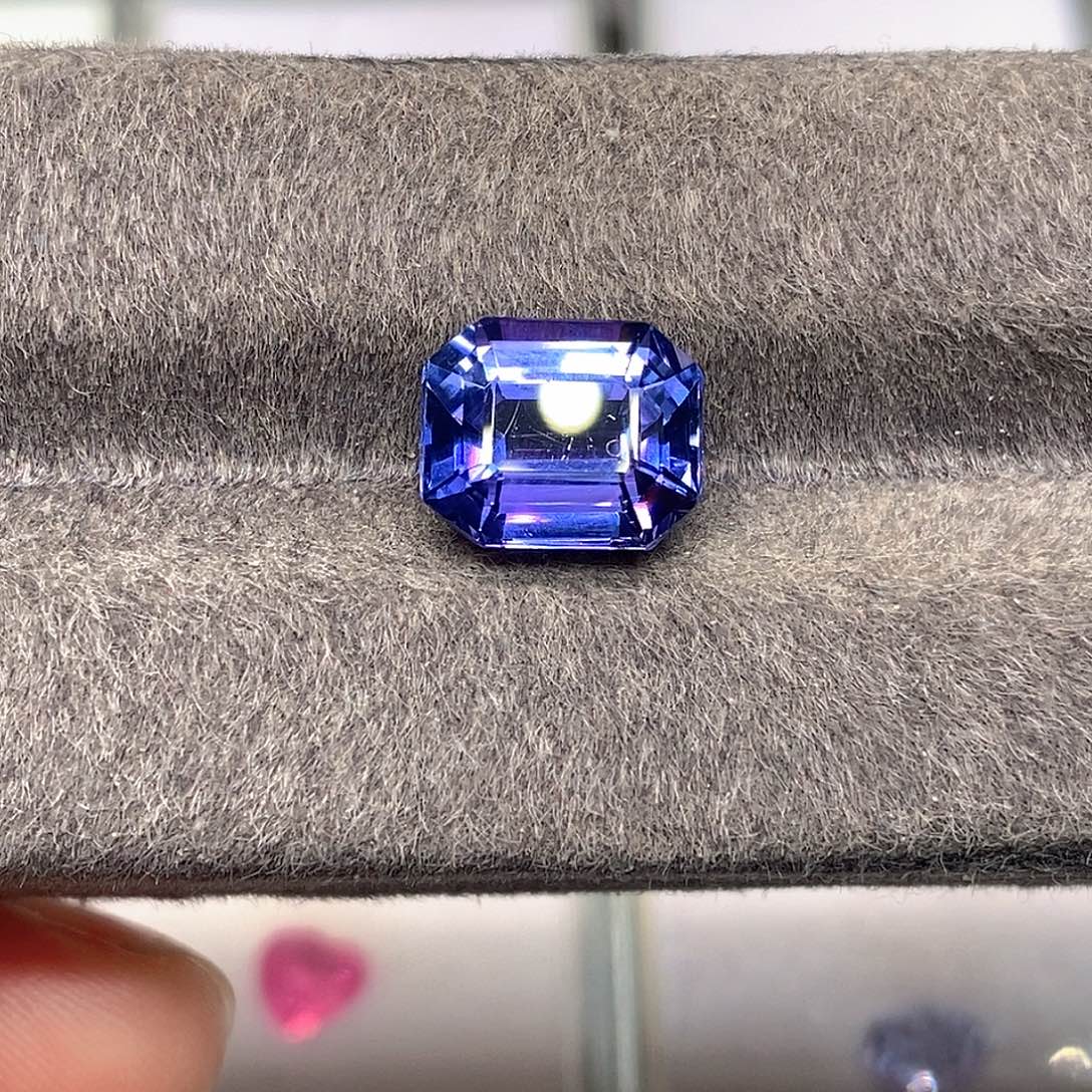 坦桑石裸石未镶嵌