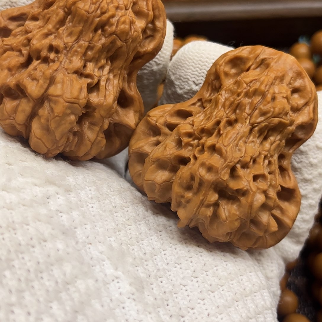 吊坠猴头核桃葫芦