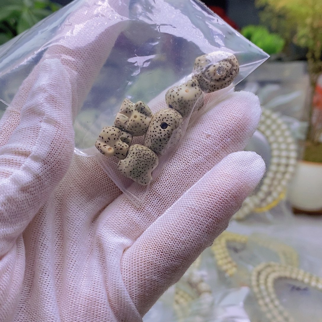 *****星月菩提吊坠石玉