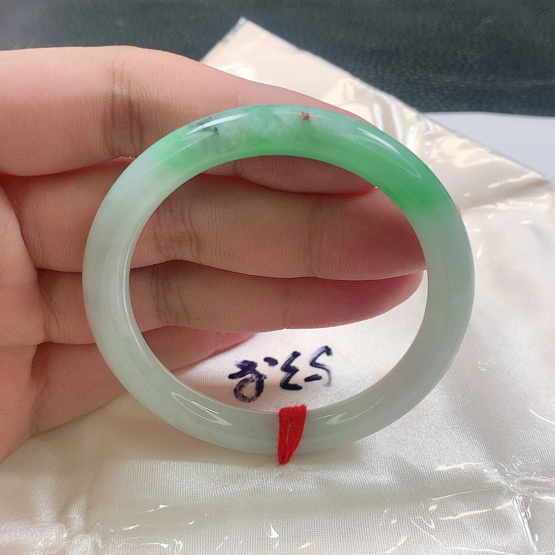 未镶嵌手镯（圆镯）翡翠332号