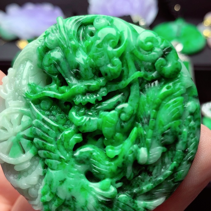 翡翠未镶嵌吊坠(不含链)