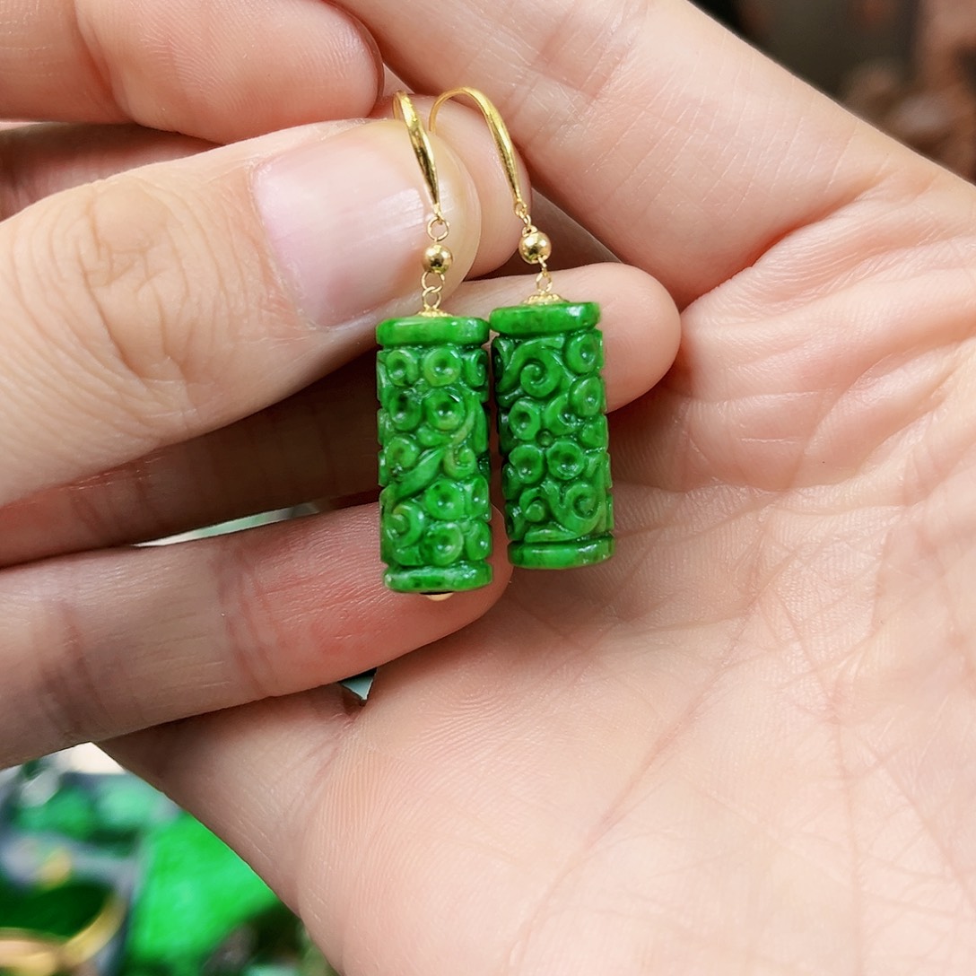 翡翠耳饰18K金镶嵌耳饰