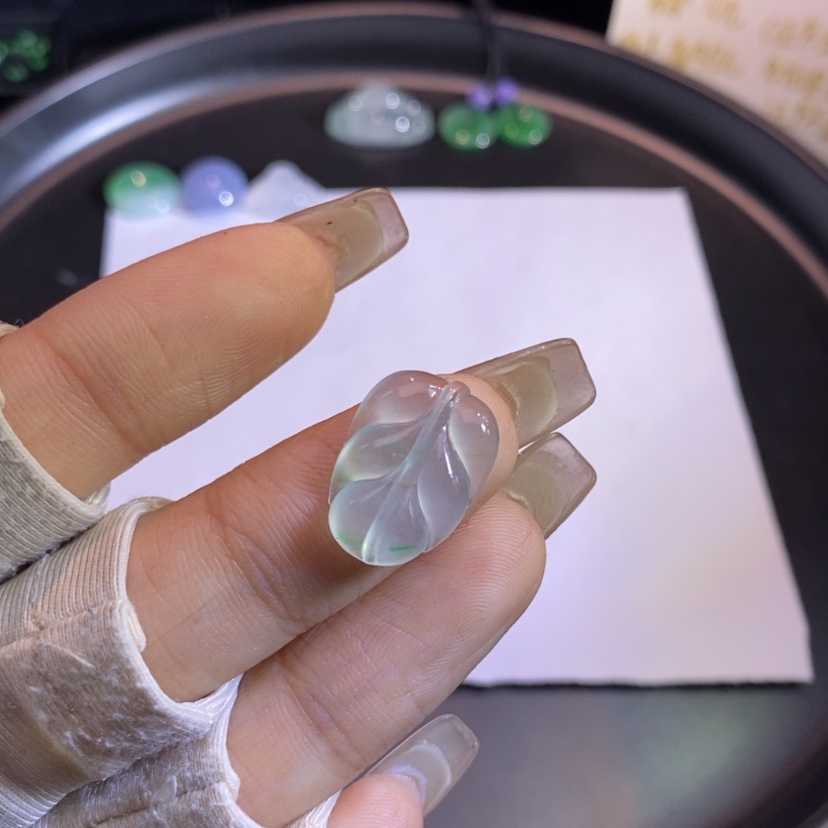 【闪购商品】翡翠挂件未镶嵌叶子