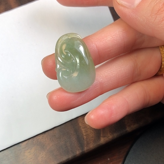 翡翠未镶嵌颈饰缅甸A货，每天下午1点半开播