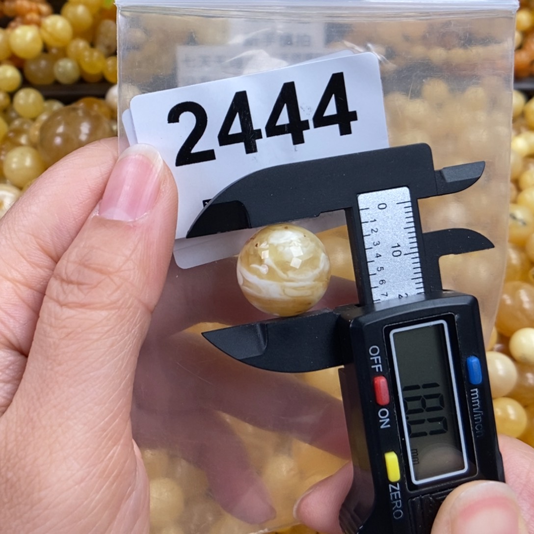 未镶嵌蜜蜡珠宝奇石