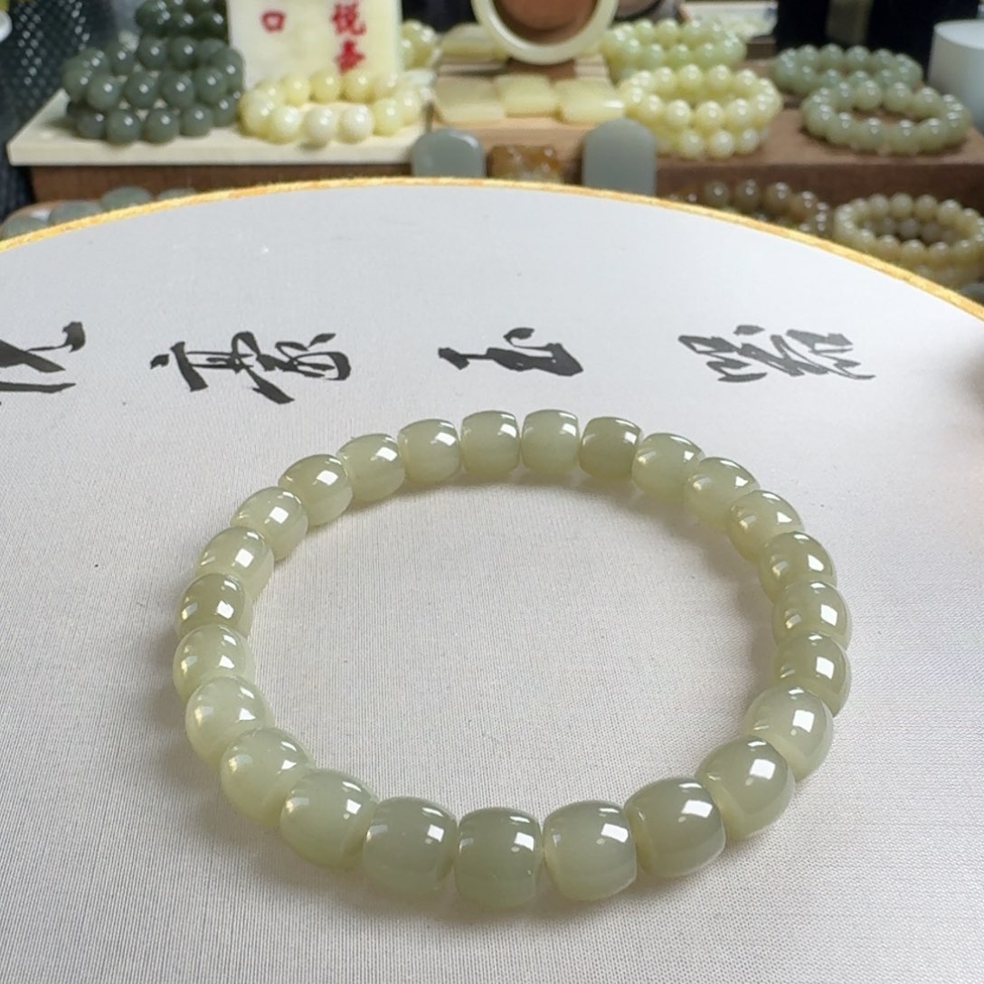 和田玉未镶嵌手链