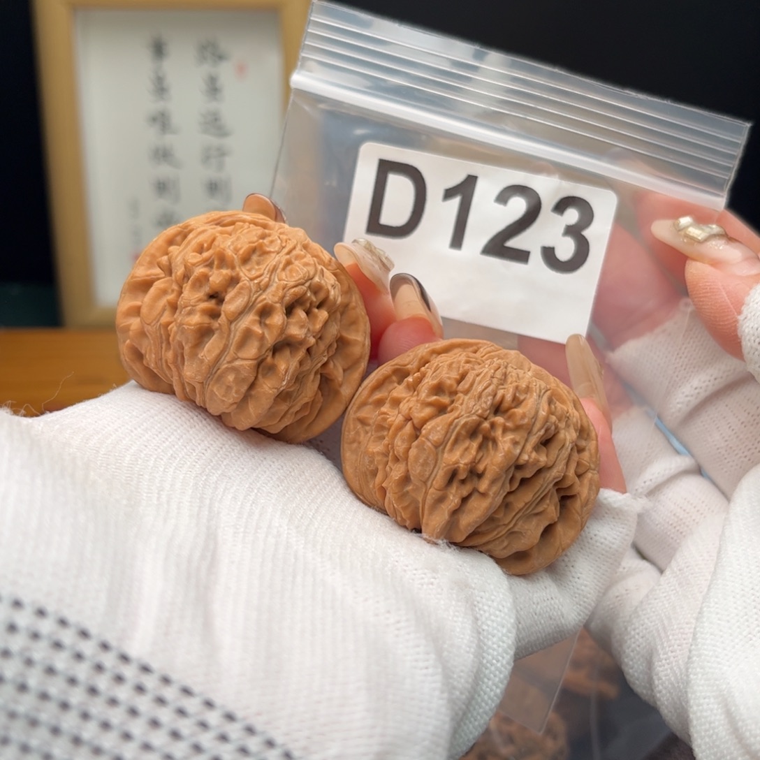 文玩核桃把件42天水楼d123