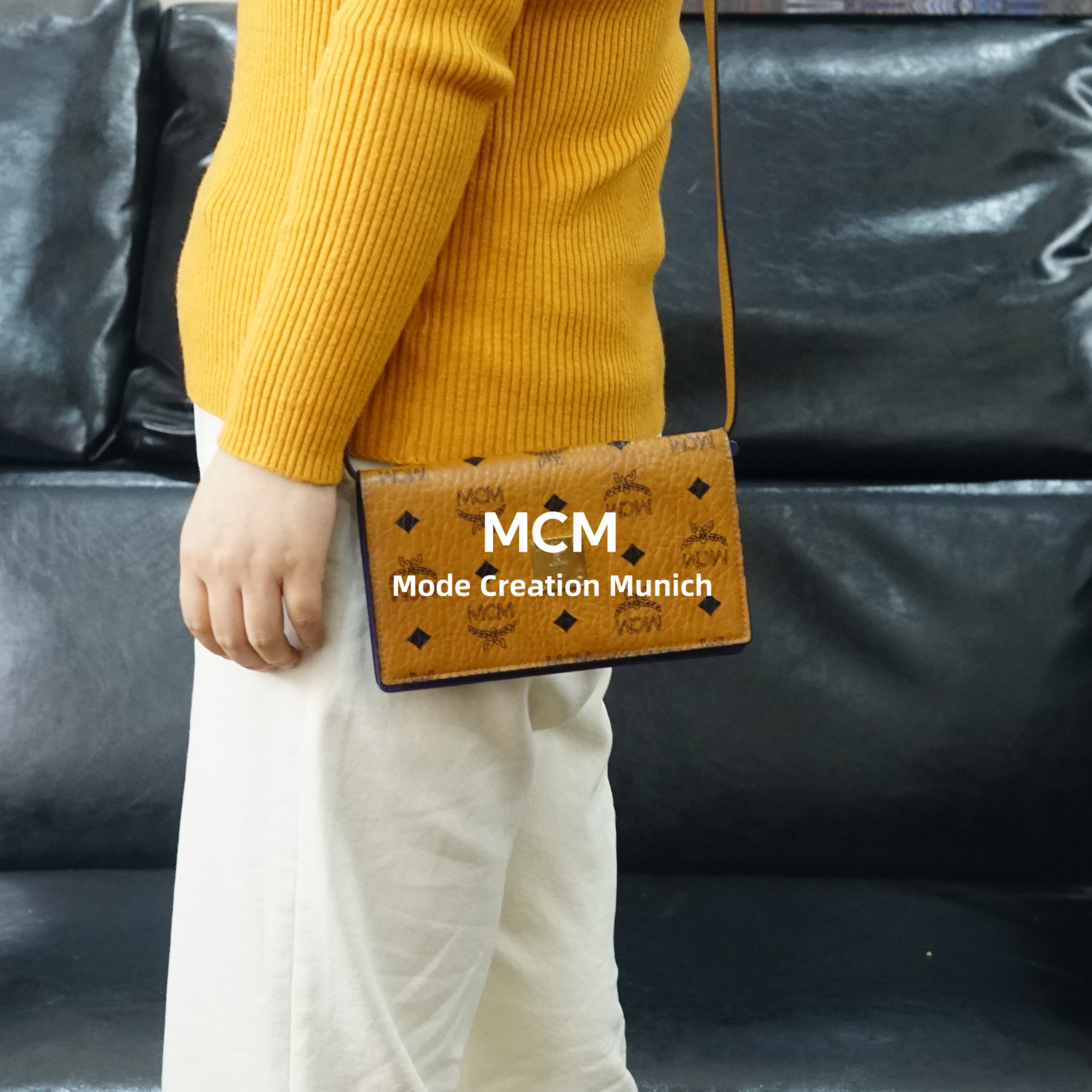 95新 MCM 干邑色斜挎包/SD12418084/8084