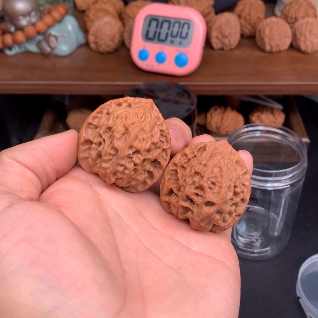 米***彩手串文玩核桃白蛇谷