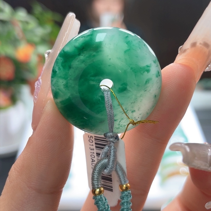 石英质玉吊坠(不含链)未镶嵌