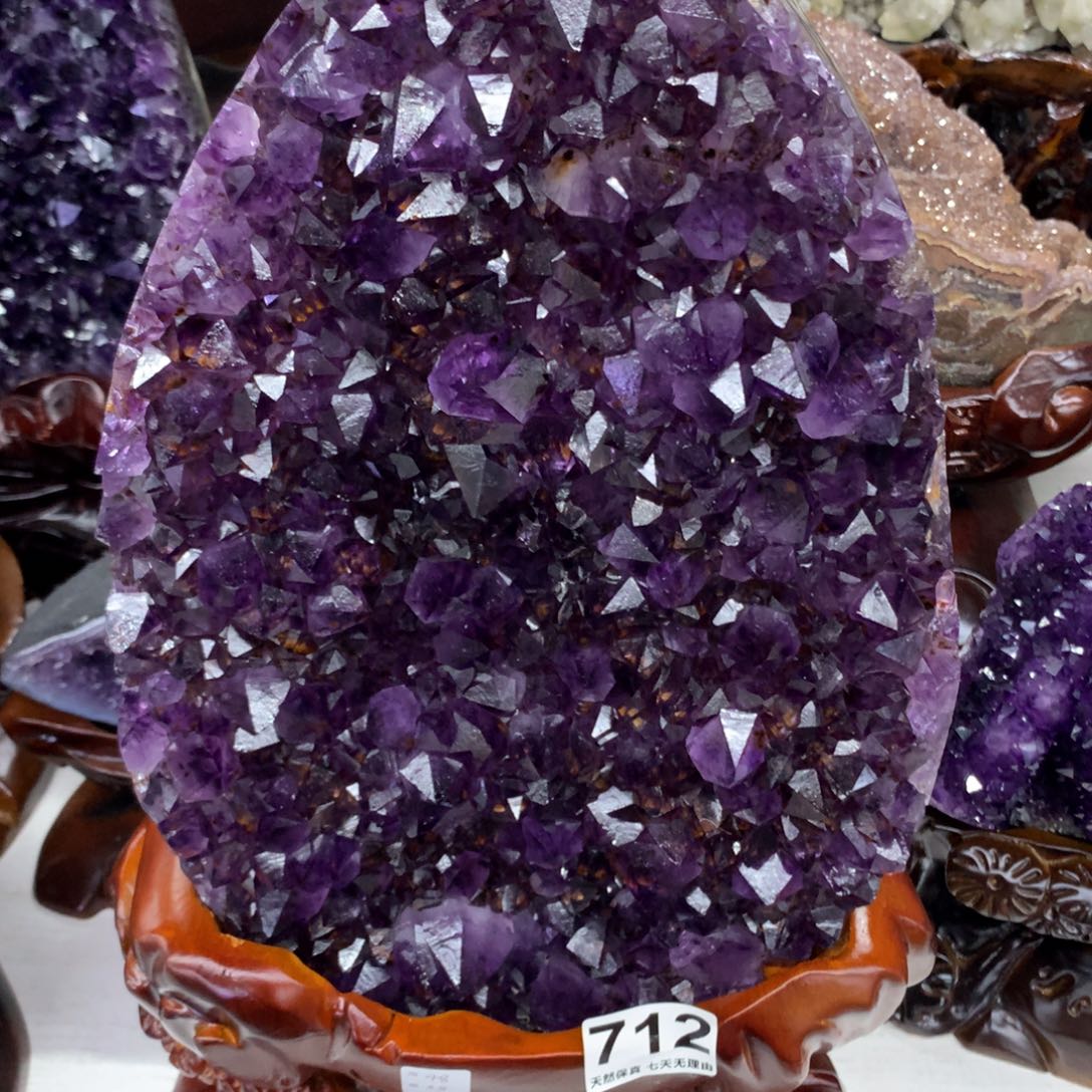 水晶摆件未镶嵌澄**神