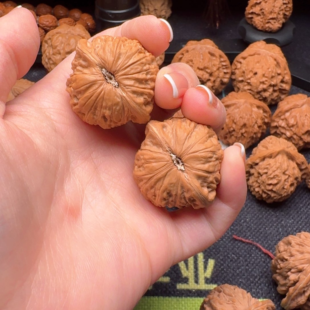 文玩核桃吊坠35铁锤