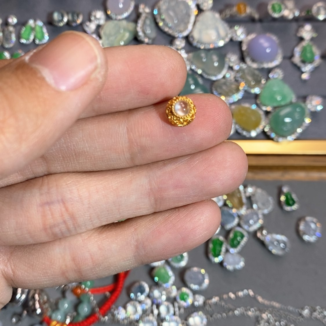 【闪购商品】翡翠颈饰未镶嵌二**W翡翠