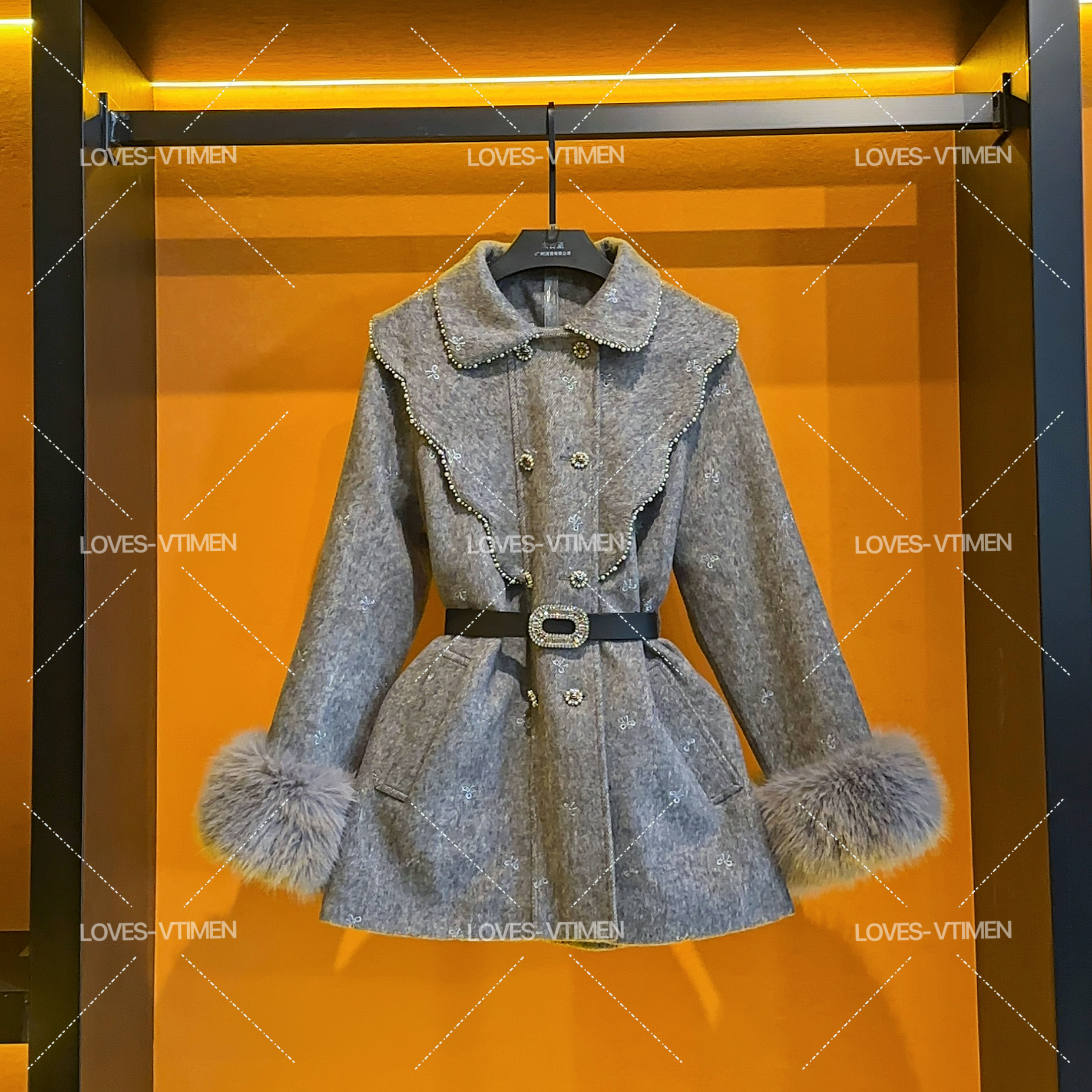 【小鬼专属】羽绒白鸭绒羊毛时尚设计师轻奢显瘦收腰LOVES-A1553