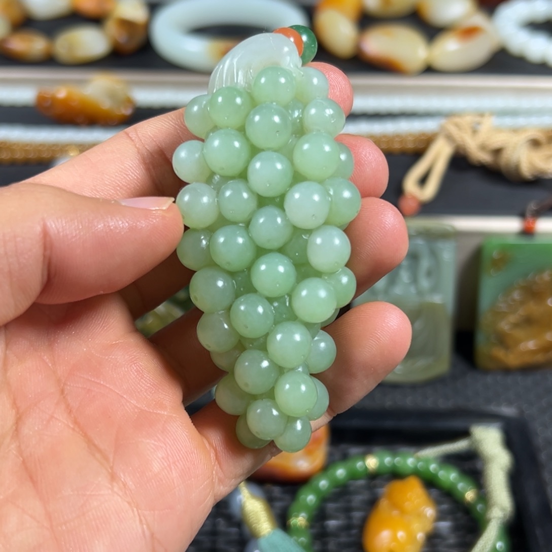 和田玉未镶嵌吊坠(不含链)
