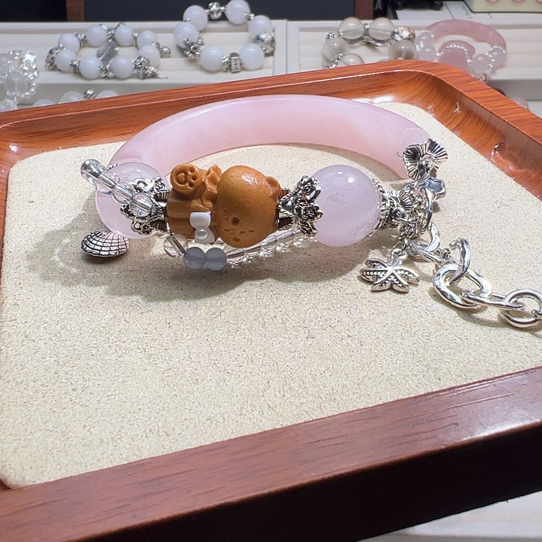 手链未镶嵌水晶水晶手链