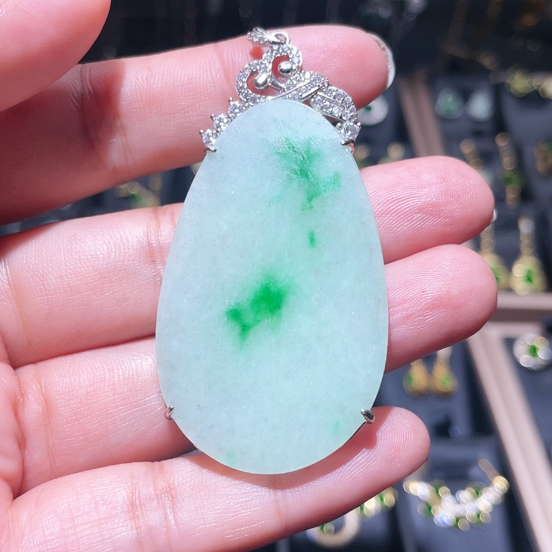 翡翠银S925镶嵌颈饰