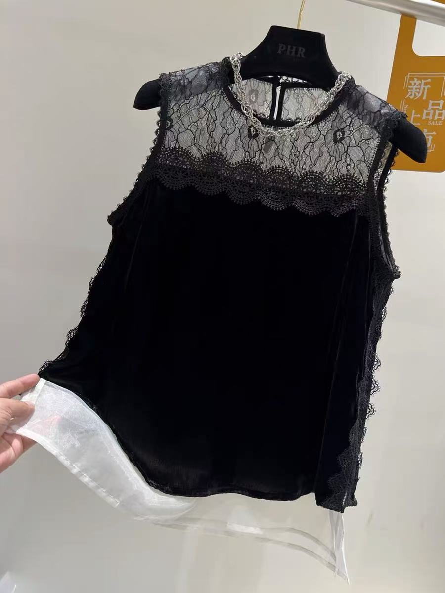 2025夏季新款圆领无袖黑色丝绒拼接蕾丝衫1411