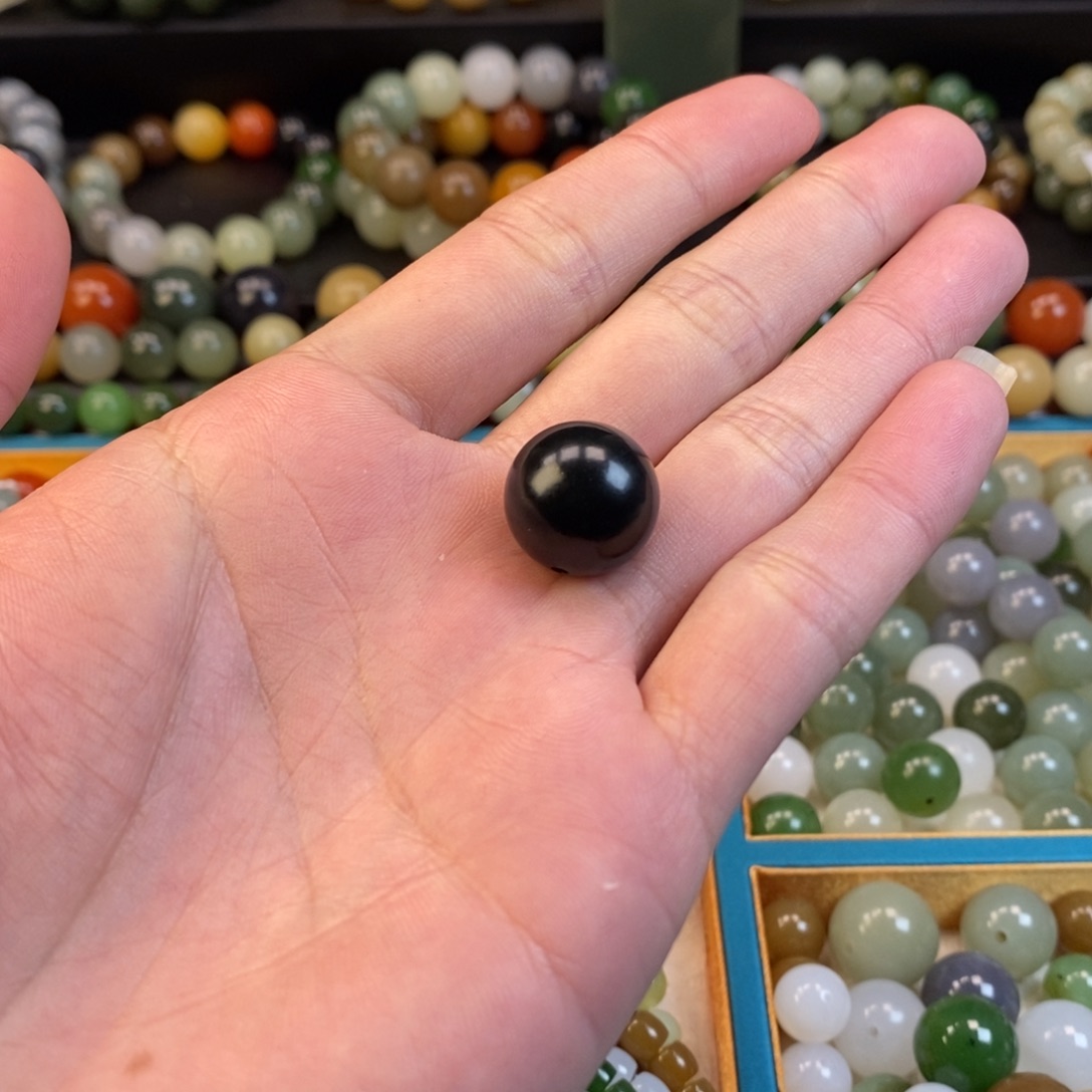 和田玉手串未镶嵌卡16黑青单珠