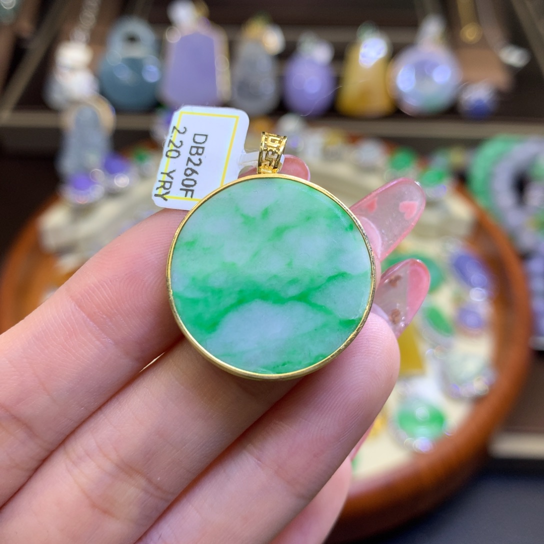 翡翠颈饰银S925镶嵌翡翠