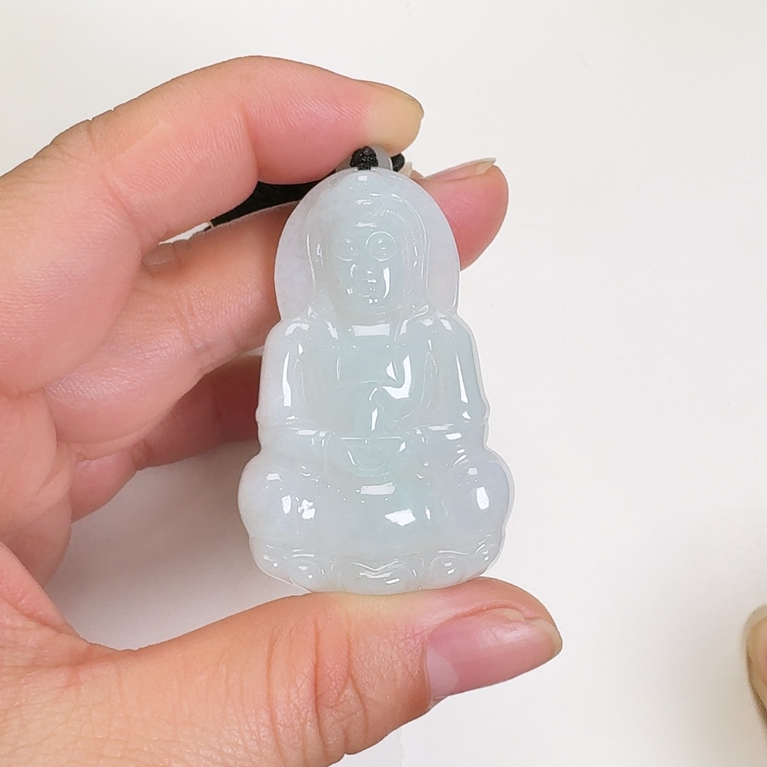 翡翠颈饰未镶嵌观音