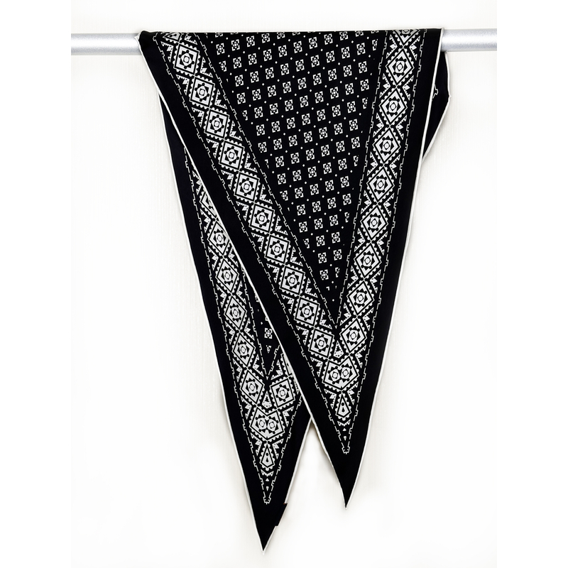 【拾简】简约的色彩丨魅力 桑蚕丝14姆米斜纹绸菱形巾丝巾46*132cm