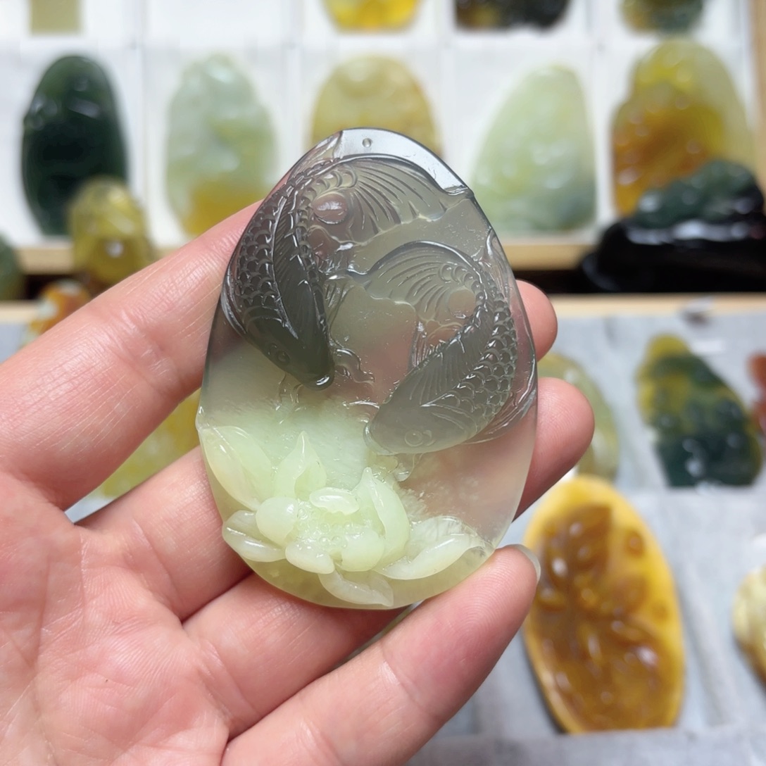 蛇纹石玉吊坠(不含链)未镶嵌