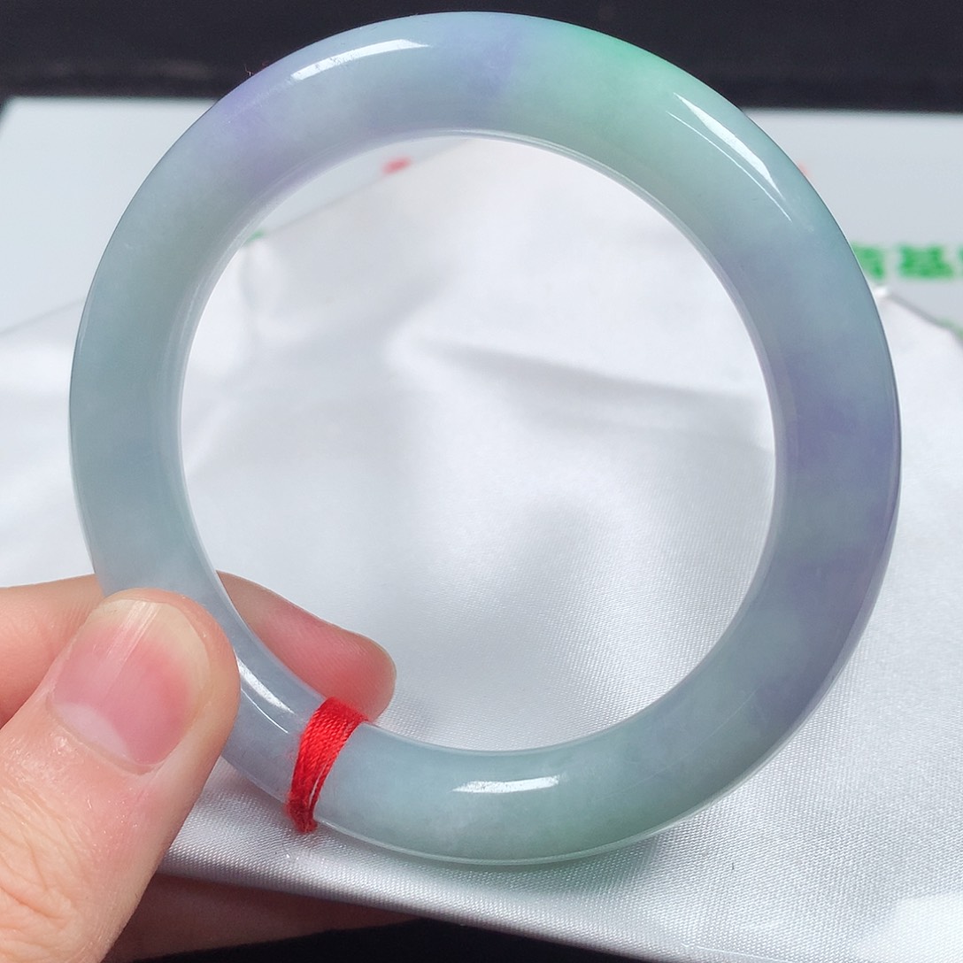 翡翠手镯（圆镯）未镶嵌