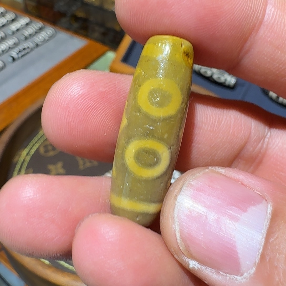 行运雪域熊猫三眼