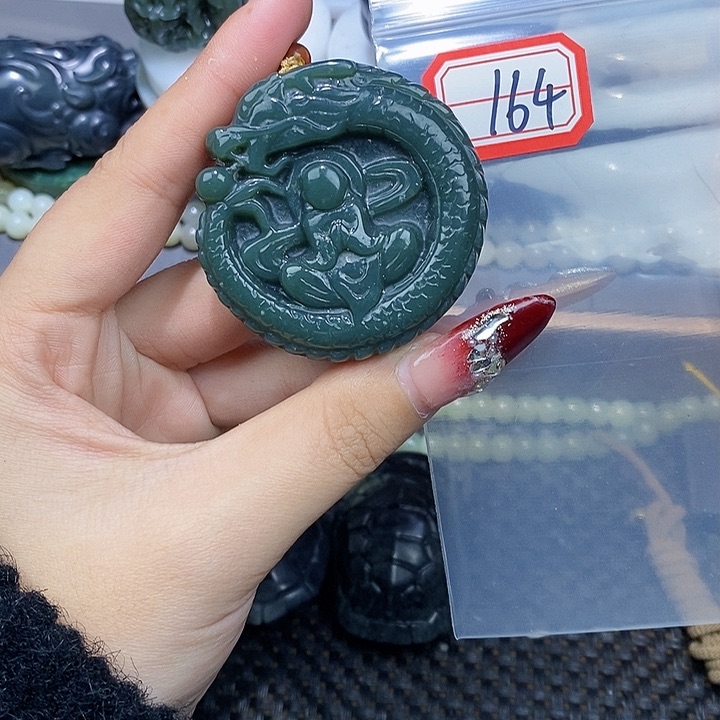 和田玉和田玉边角料随机发未镶嵌