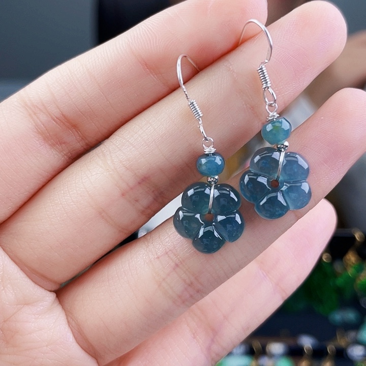 翡翠耳饰未镶嵌饰品