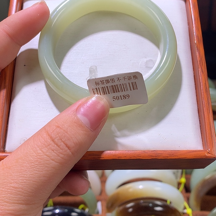 和田玉手镯未镶嵌53