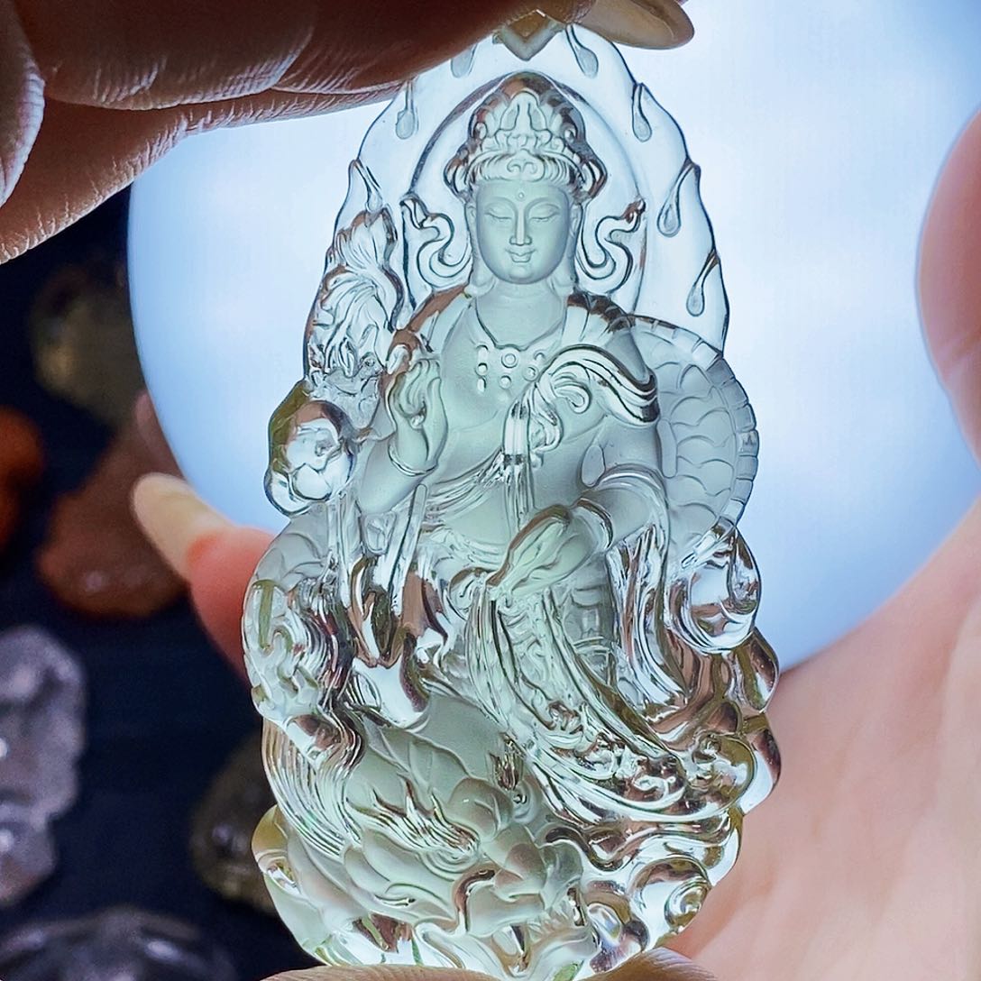 未镶嵌颈饰水晶鸿***烈吊坠