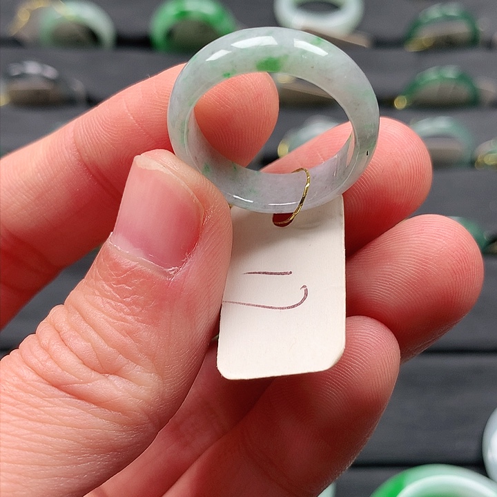 翡翠戒指未镶嵌戒指