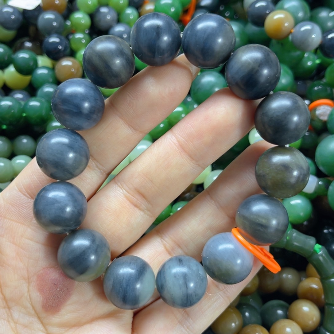 手链未镶嵌和田玉